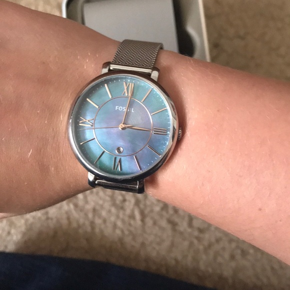 Fossil Women's Stainless Steel Mesh Bracelet Watch - Picture 3 of 4